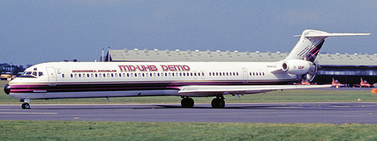McDonnell Douglas MD81